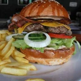 Nautilus Hajós Bár Esztergom - Egyéb