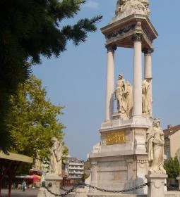 19. legjobb látnivaló: Széchenyi tér