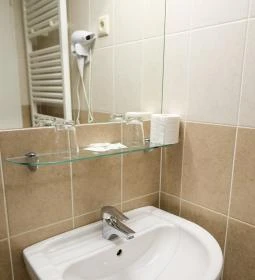 Hotel Adalbert - Szent György Ház