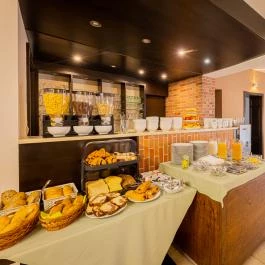 Bazilika alatti Panzió Esztergom - Vendéglátás