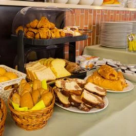 Bazilika alatti Panzió Esztergom - Vendéglátás