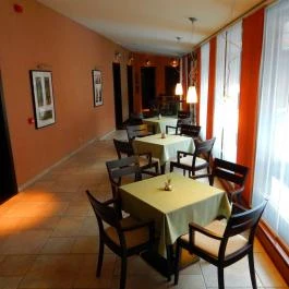 Bazilika alatti Panzió Esztergom - Vendéglátás