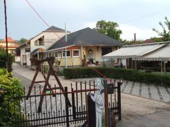 Lila Akác Panzió Esztergom