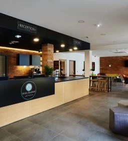 Hotel Adalbert - Szent Tamás Ház