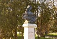 Erzsébet királyné szobra Esztergom