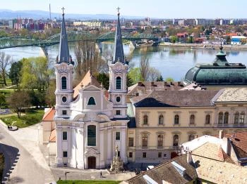 Loyolai Szent Ignác Plébániatemplom Esztergom
