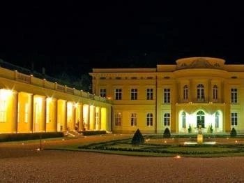 Károlyi-kastély étterem Fehérvárcsurgó