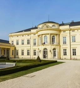 2. legjobb látnivaló: Károlyi-Kastély