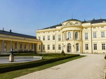 Károlyi-Kastély Fehérvárcsurgó