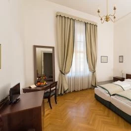 Károlyi Kastély Hotel & Restaurant Fehérvárcsurgó - Szobák