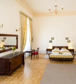 Károlyi Kastély Hotel & Restaurant 