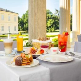 Károlyi Kastély Hotel & Restaurant Fehérvárcsurgó - Medence/kert