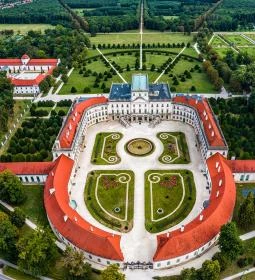 Esterházy-Kastély