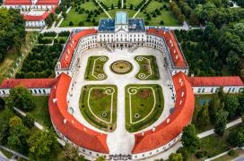 Esterházy-Kastély Fertőd