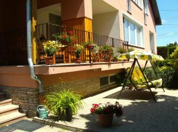 Ujvári Panzió Fertőd