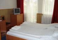 Ujvári Panzió Fertőd