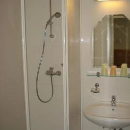 Ujvári Panzió Fertőd - Fürdőszoba