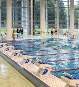 Lővér uszoda és Lővér fürdő (strand)