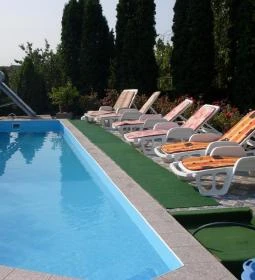 Fonyódi fűtött medencés Apartman