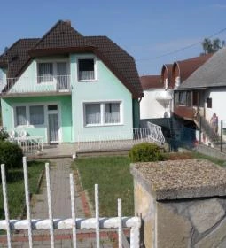 Zsigmond Nyaralóház