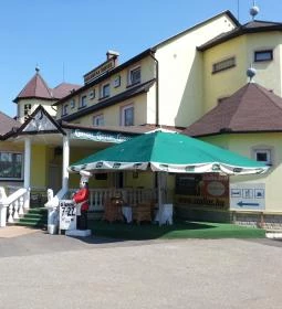 Holdfény Hotel étterme