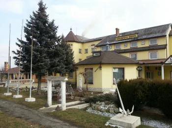 Holdfény Hotel Forró