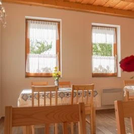 Zempléni Tündérkert Vendégház Füzérkomlós - Vendéglátás