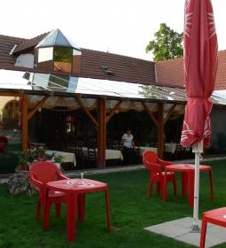 Vértes Vendéglő & Fogadó 