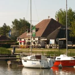 Varga Panzió Gárdony - Külső kép