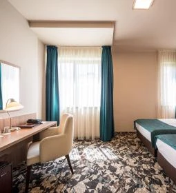 Erzsébet Királyné Szálloda