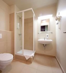 Erzsébet Királyné Szálloda