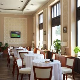 Erzsébet Királyné Szálloda Gödöllő - Vendéglátás