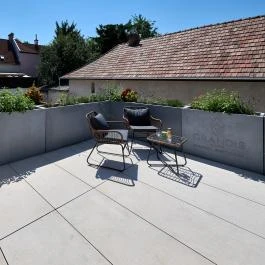 Grandis Premium Apartments Gödöllő - Medence/kert