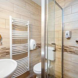 Gosztola Gyöngye-az erdő szállodája Gosztola - Szobák