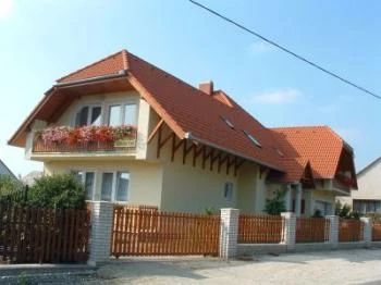 Szalóky Apartmanház Gyenesdiás