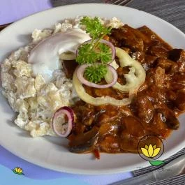 Tavirózsa Étterem Gyöngyös - Étel/ital