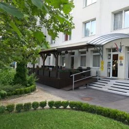 Hotel Opál Gyöngyös - Külső kép