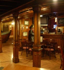 Captain Drake's Pub