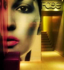 Face Room Étterem