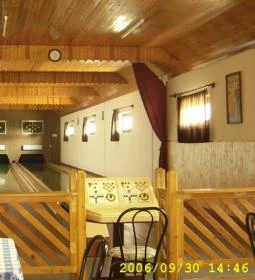 Kék Golyó Étterem és Tekéző