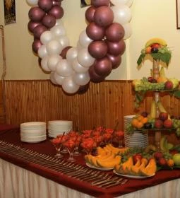 Kék Golyó Étterem és Tekéző