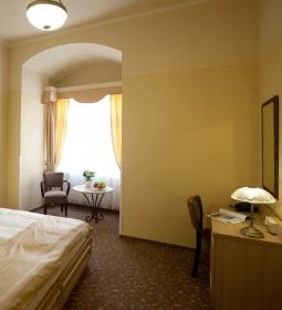 Barokk Hotel Promenád