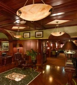 Golden Ball Club Hotel