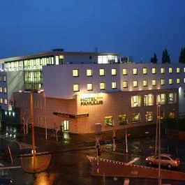 Hotel Famulus Győr - Külső kép