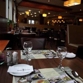 Hotel Famulus Győr - Vendéglátás