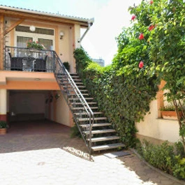 Hotel Isabell Győr - Medence/kert