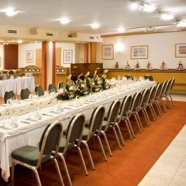 Hotel Kálvária Győr - Vendéglátás
