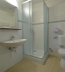 Révész Hotel, Étterem & Rosa Spa