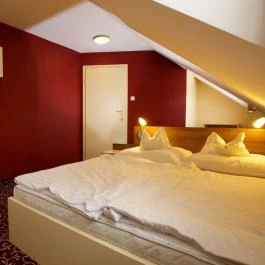 Teátrum Panzió Győr - Szobák