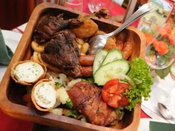 Aranypatkó Panzió étterme Győrújbarát